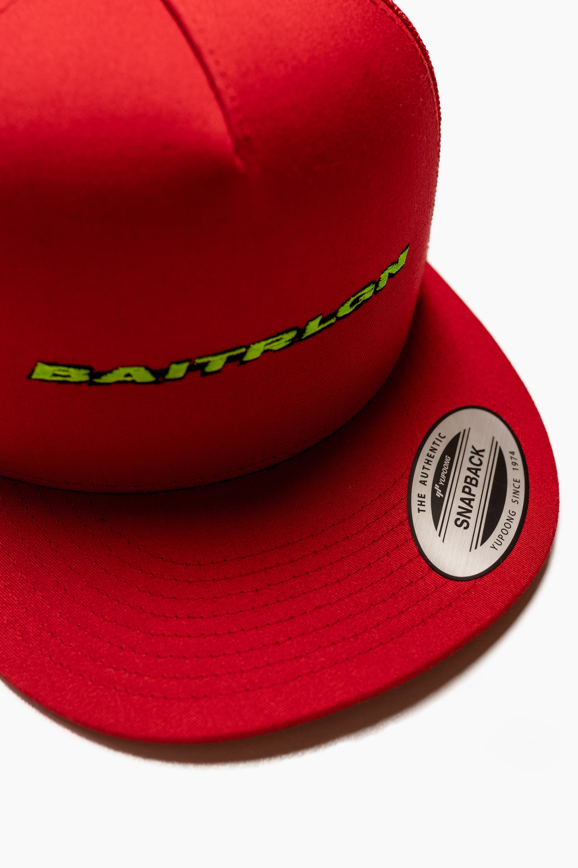 RETRO TRUCKER CAP - NEW ERA, NEW RLGN.