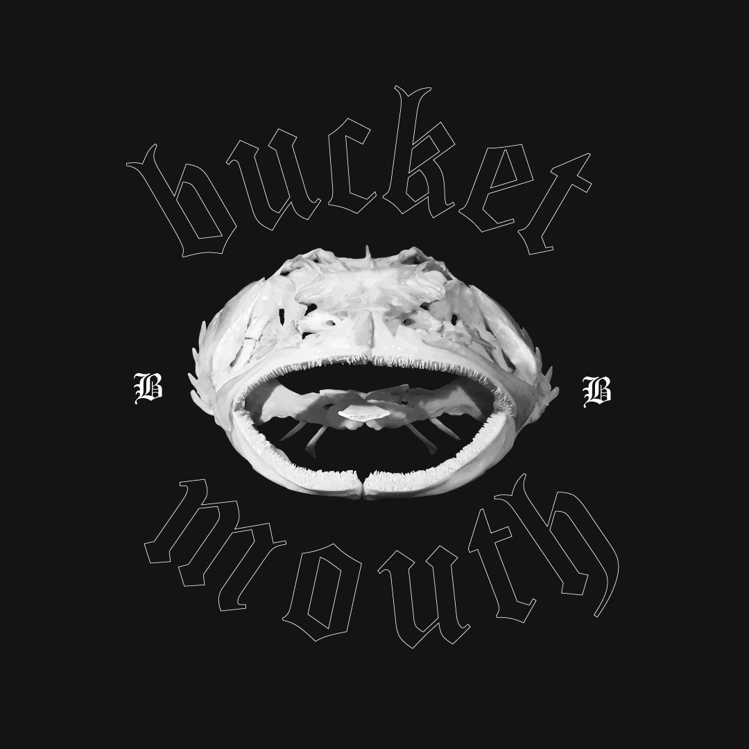 BUCKET MOUTH T-SHIRT